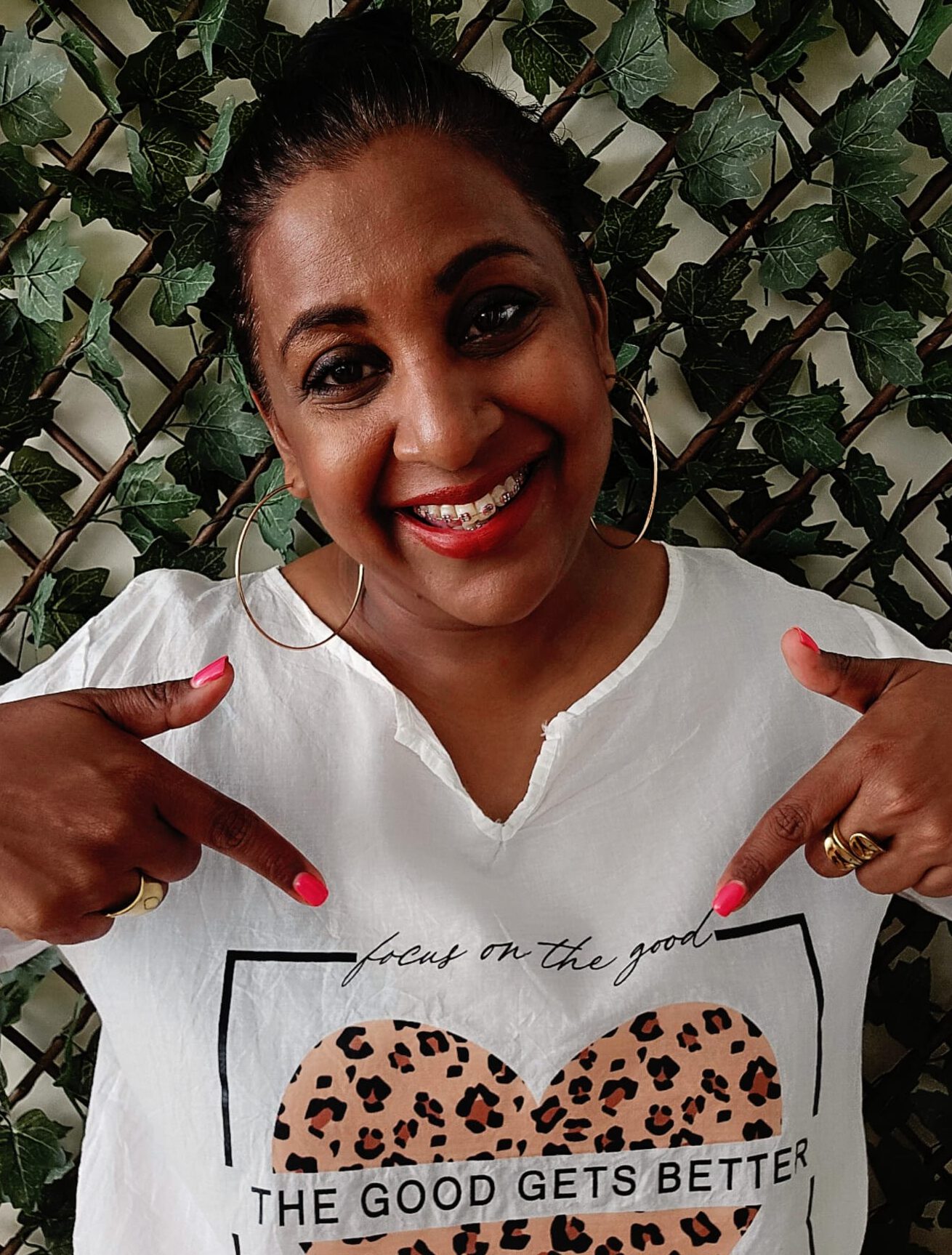 VIDEO: VIDEO-ESSAY 2026/14 Tasiana Ramdin Talks gezegend Pinksteren!
